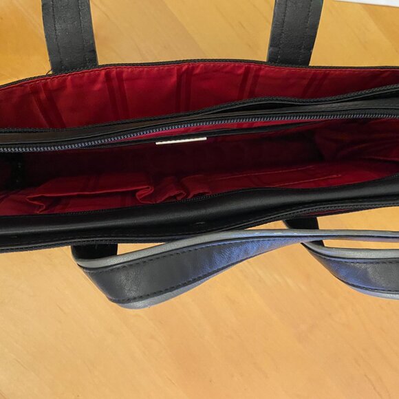 Tumi Elements Ballistic Nylon with Leather Trim Shoulder Bag - Picture 9 of 9